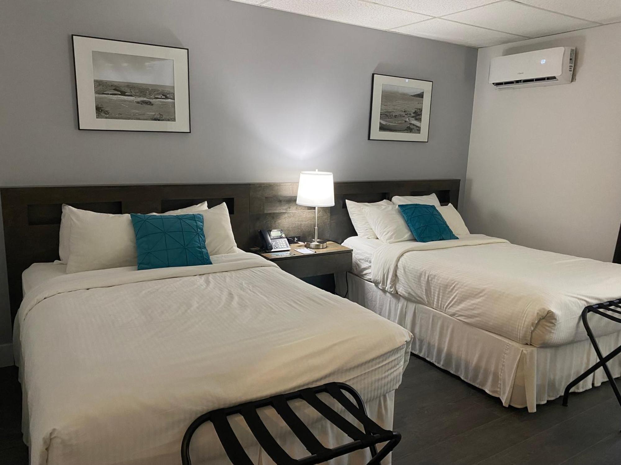 Ocean View Hotel Rocky Harbour Exteriör bild